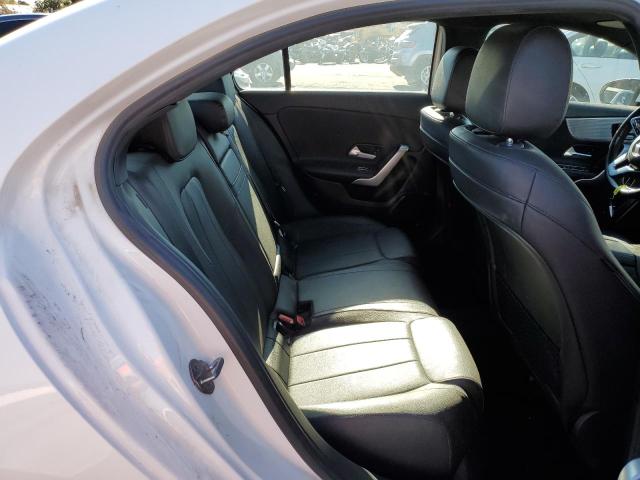 WDD3G4EB8KW023025 Mercedes-Benz A 220