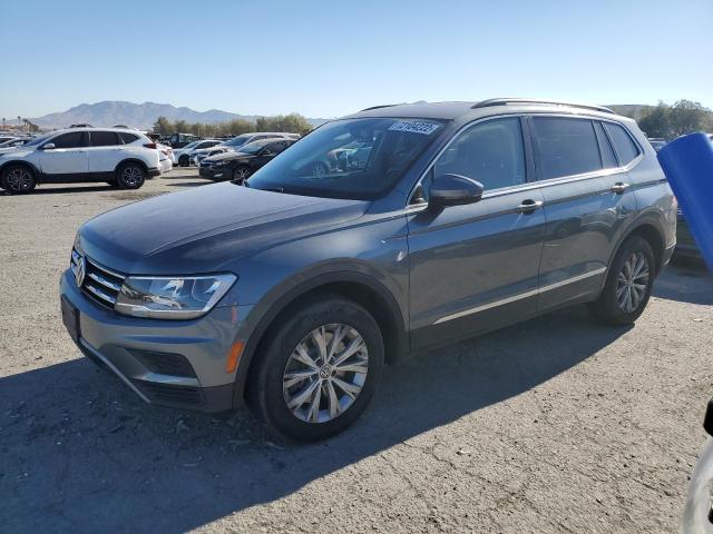 VIN 3VV3B7AX4JM054686 2018 VOLKSWAGEN TIGUAN no.1