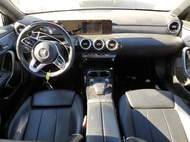 WDD3G4EB8KW023025 Mercedes-Benz A 220