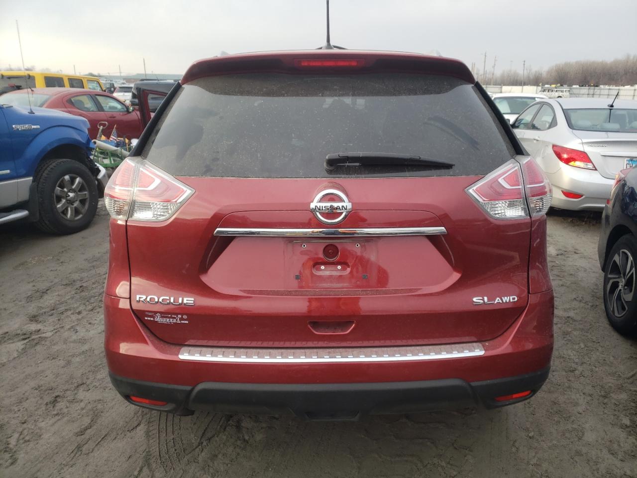 5N1AT2MVXGC884529 2016 Nissan Rogue S