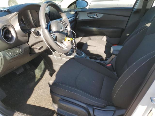 3KPF24AD2ME406808 KIA FORTE FE
