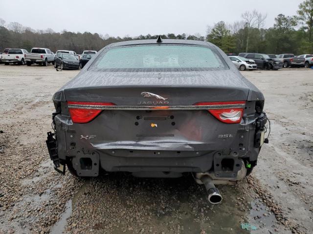 SAJBD4BV8HCY33585 Jaguar XF