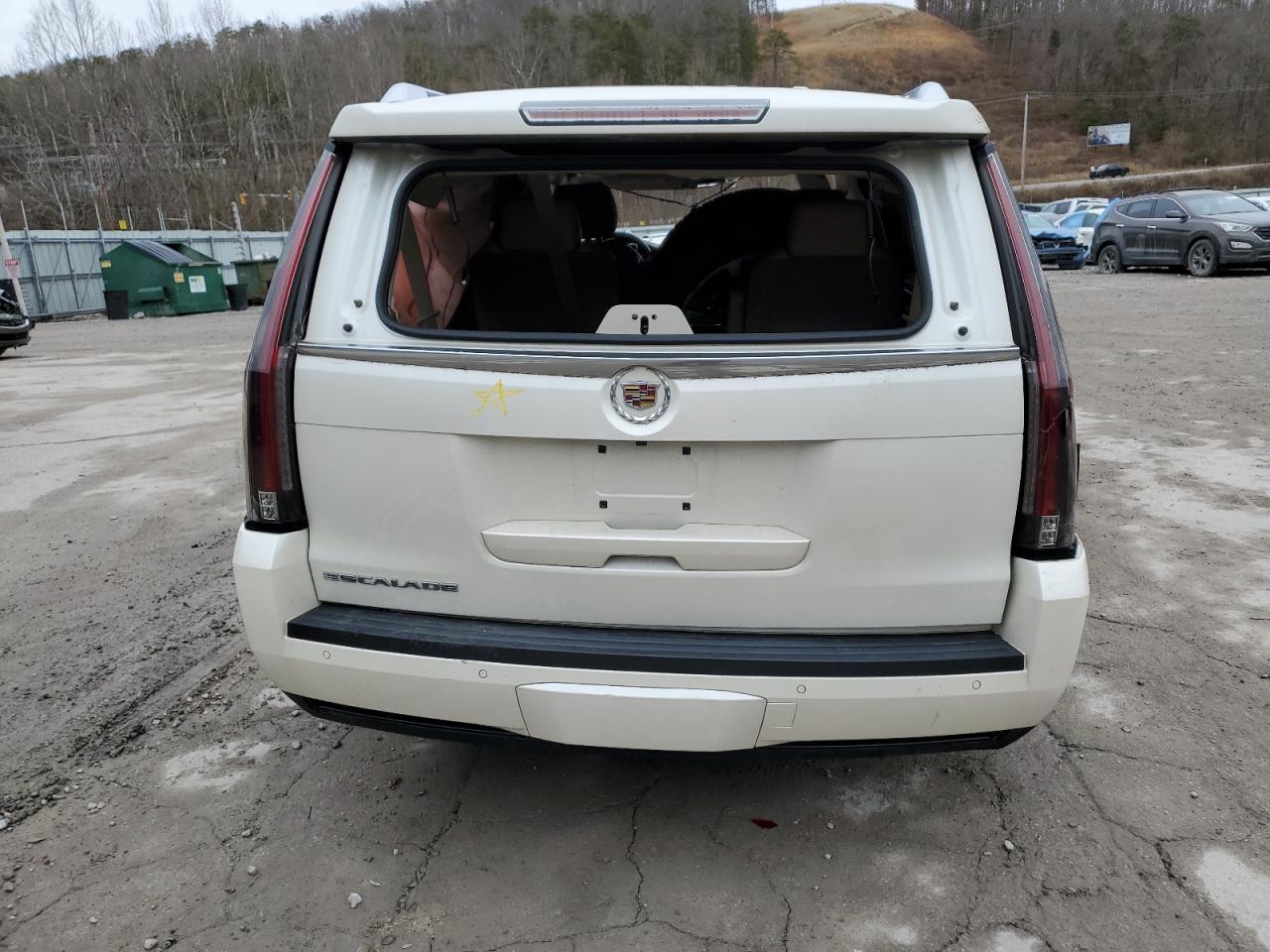 2015 Cadillac Escalade - Image 6