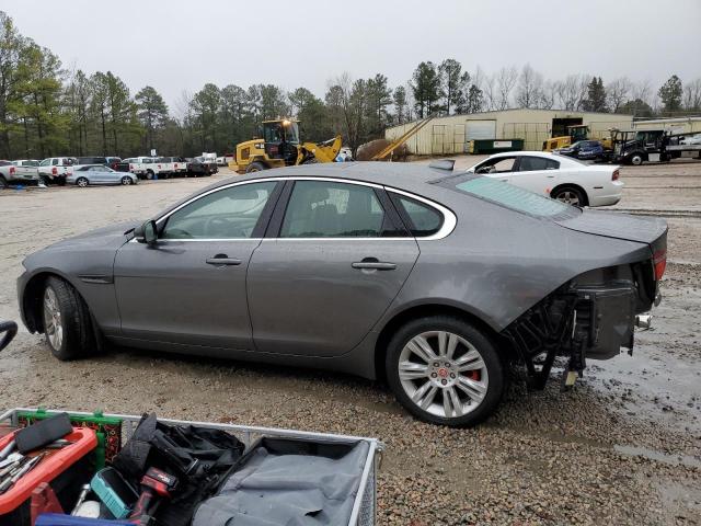 SAJBD4BV8HCY33585 Jaguar XF