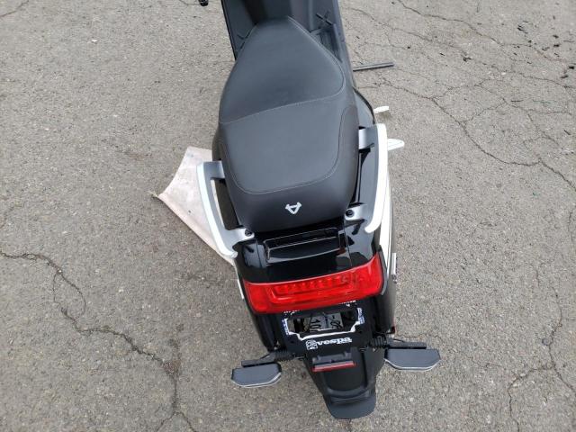 2022 VESPA MOTORCYCLE HA6N1T4F6N3000098