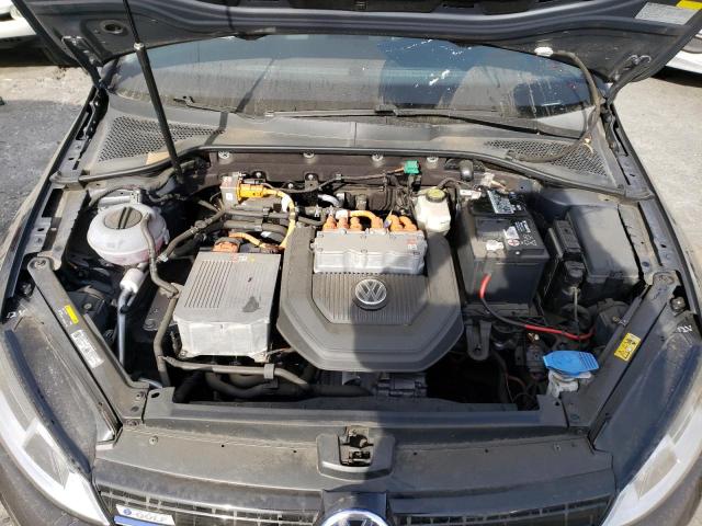 2016 VOLKSWAGEN E-GOLF SE WVWKP7AU0GW913685