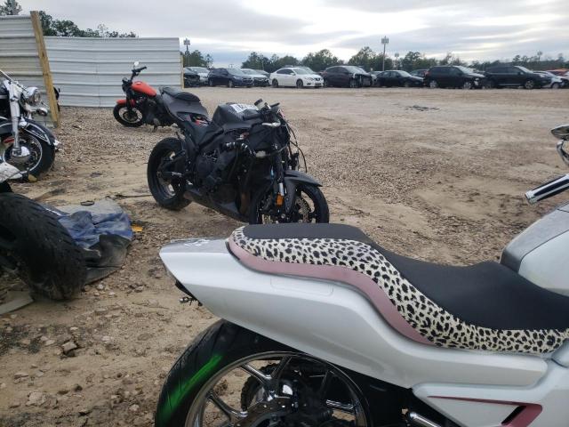 2014 HONDA CTX700 D JH2RC694XEK000422