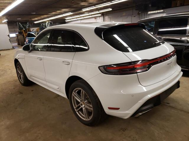 VIN WP1AA2A56NLB03242 2022 Porsche Macan no.2