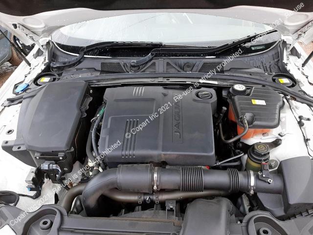 SAJAC04T7FDU48819 Jaguar Xf Se Busi