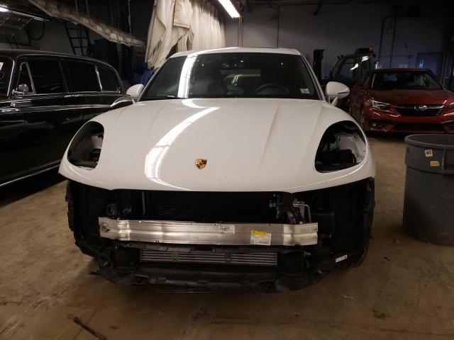 VIN WP1AA2A56NLB03242 2022 Porsche Macan no.5