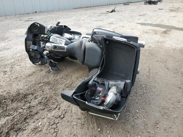2016 HARLEY-DAVIDSON FLTRU 1HD1KGL10GB628990