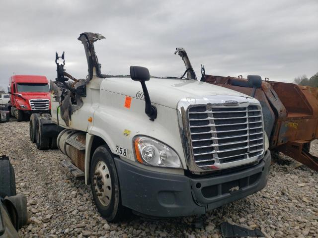 Salvage cars for sale from Copart Florence, MS: 2013 Freightliner Cascadia 125