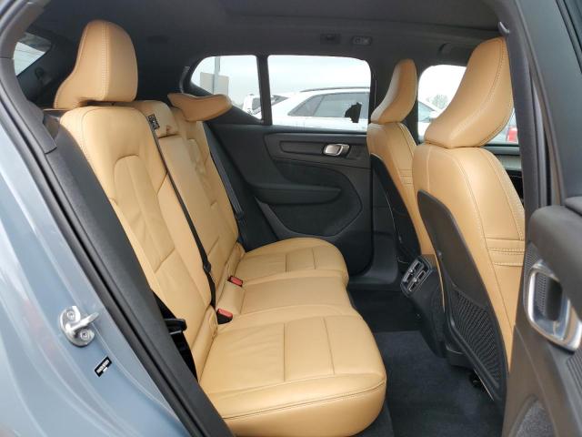 2022 VOLVO XC40 T4 IN YV4AC2HL1N2758279
