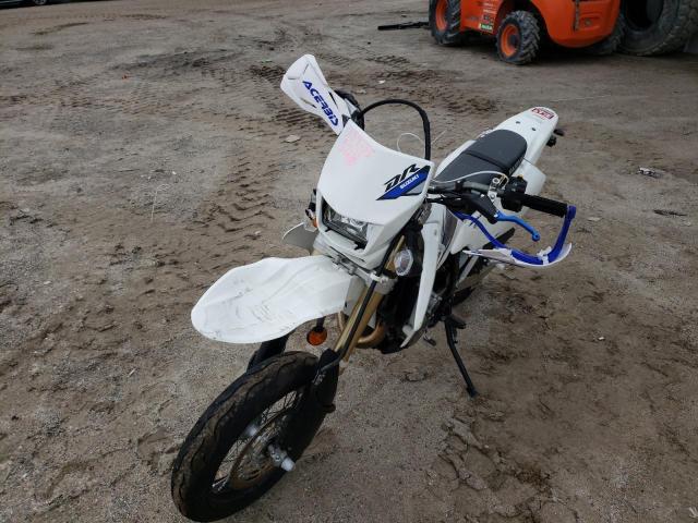 2021 SUZUKI DR-Z400 SM - JS1SK44A8M7100089