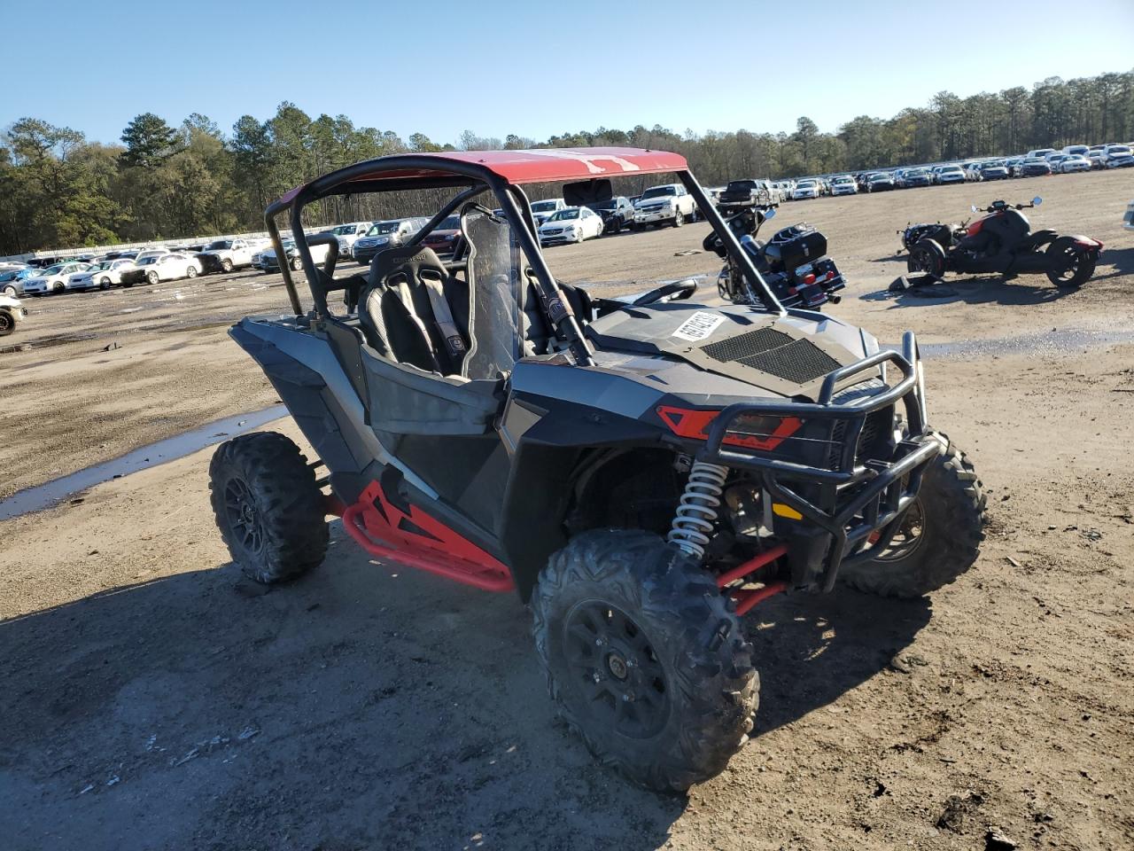 3NSVDE994HF793639 POLA RZR XP 100 2017