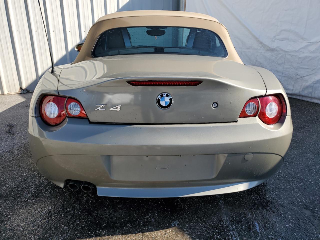 2005 BMW Z4 - Image 6