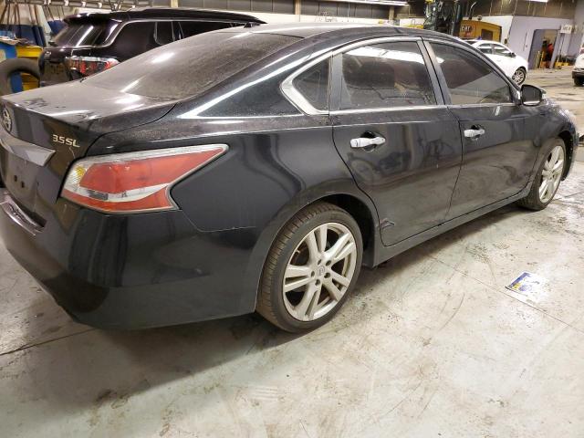 Sedans NISSAN ALTIMA 2015 Czarny