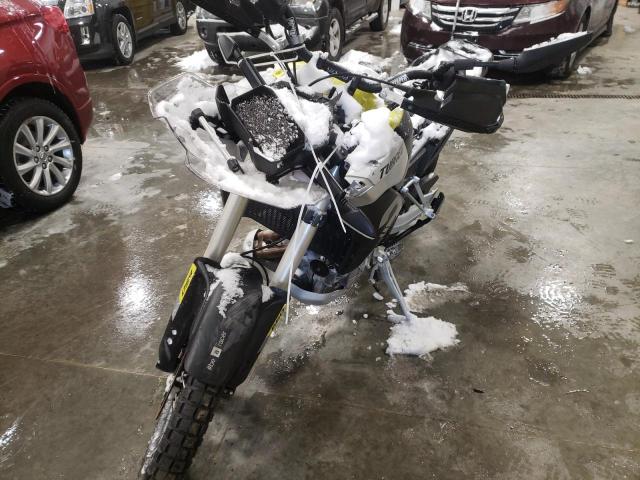 2022 APRILIA TUONO 660 ZD4XBUA04NS000551