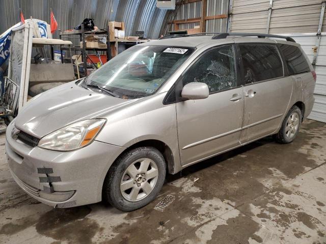 2004 Toyota Sienna XLE