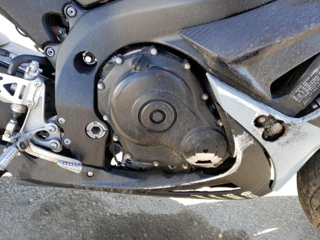 2011 SUZUKI GSX750 - JS1GR7MA7B2102140