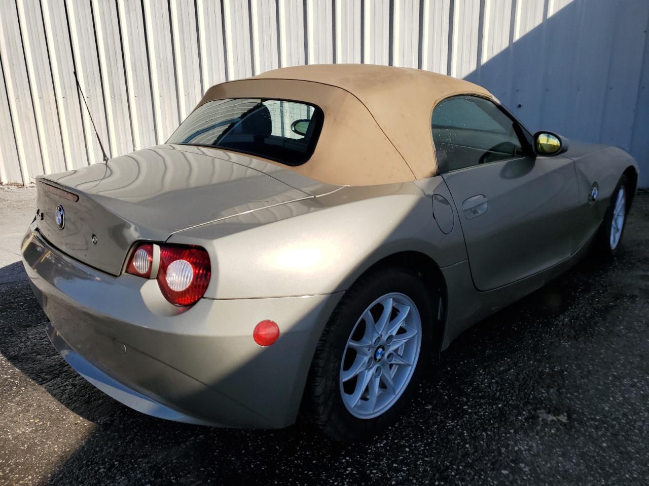 2005 BMW Z4 - Image 3