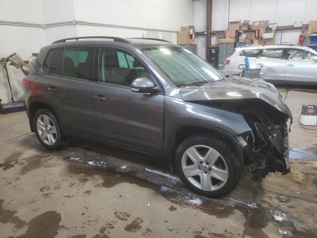 2016 VOLKSWAGEN TIGUAN COM WVGJV7AX8GW593796