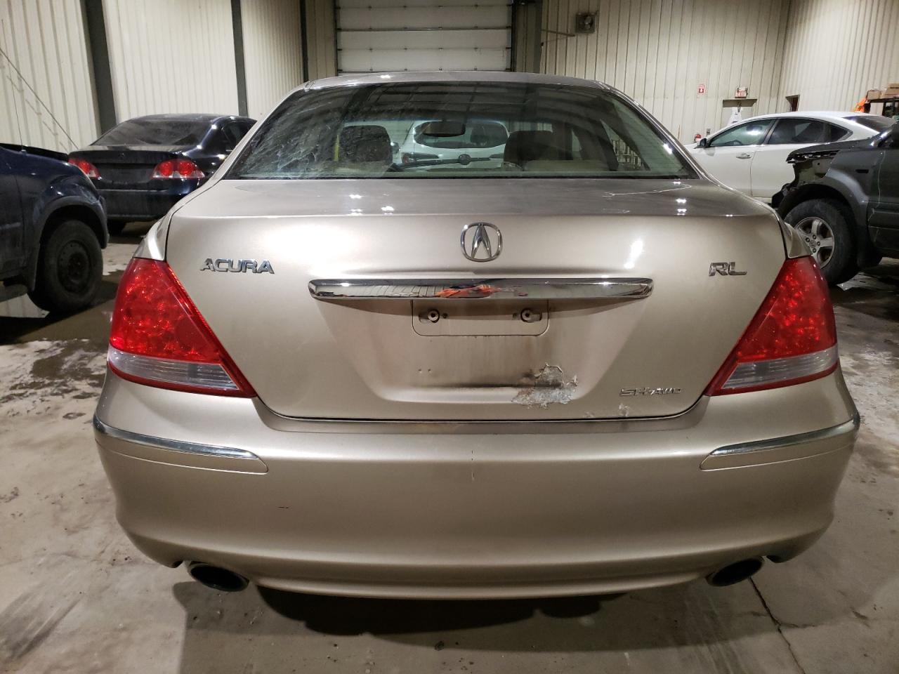 JH4KB163X5C800643 2005 Acura Rl