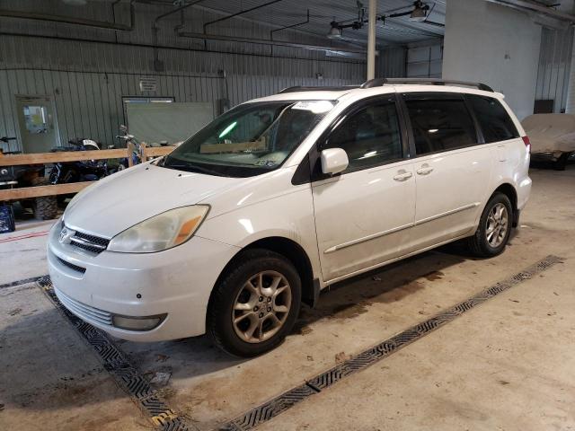 Toyota Sienna 2004