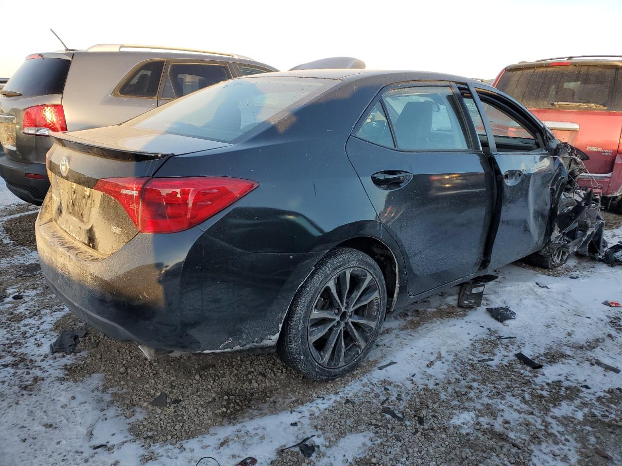 5YFBURHE9HP580657 2017 Toyota Corolla L