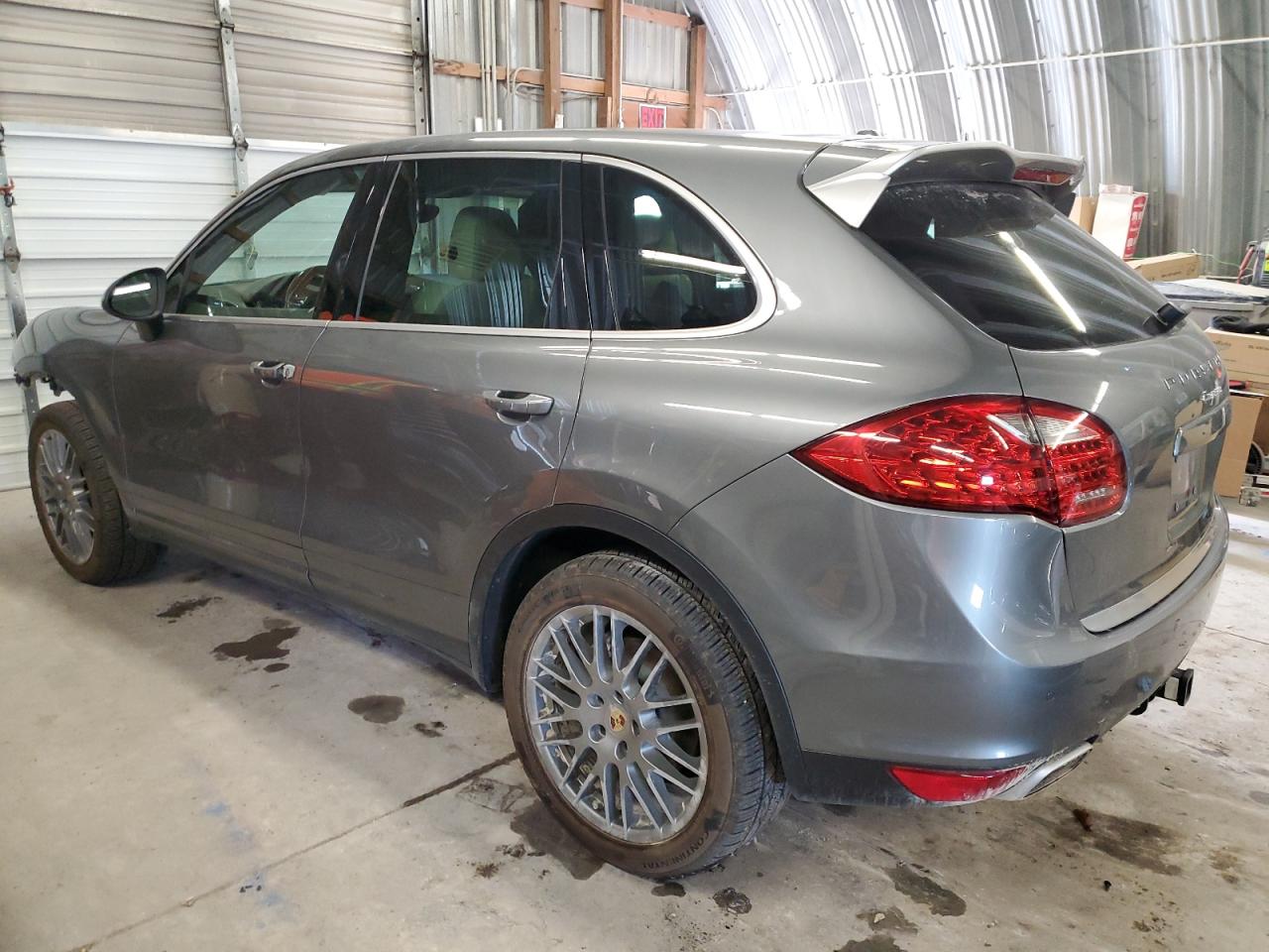 WP1AA2A26ELA90577 2014 Porsche Cayenne