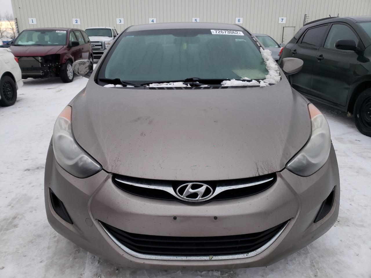 2012 Hyundai Elantra - Image 5