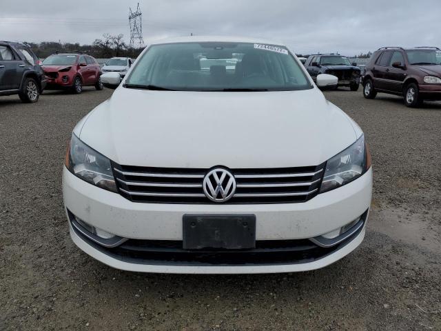 2015 VOLKSWAGEN PASSAT S - 1VWAT7A30FC081597