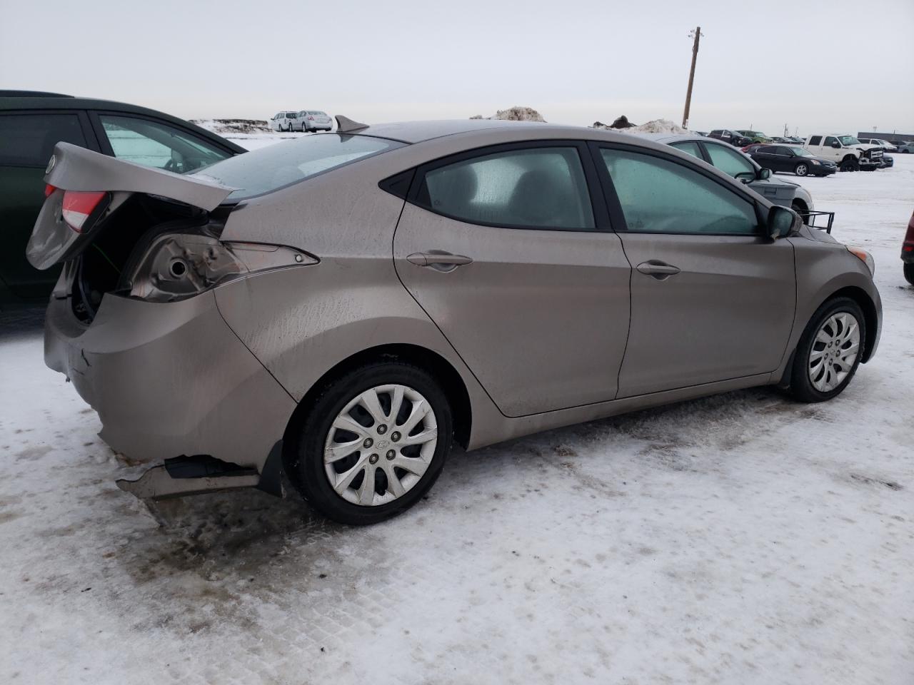 2012 Hyundai Elantra - Image 3