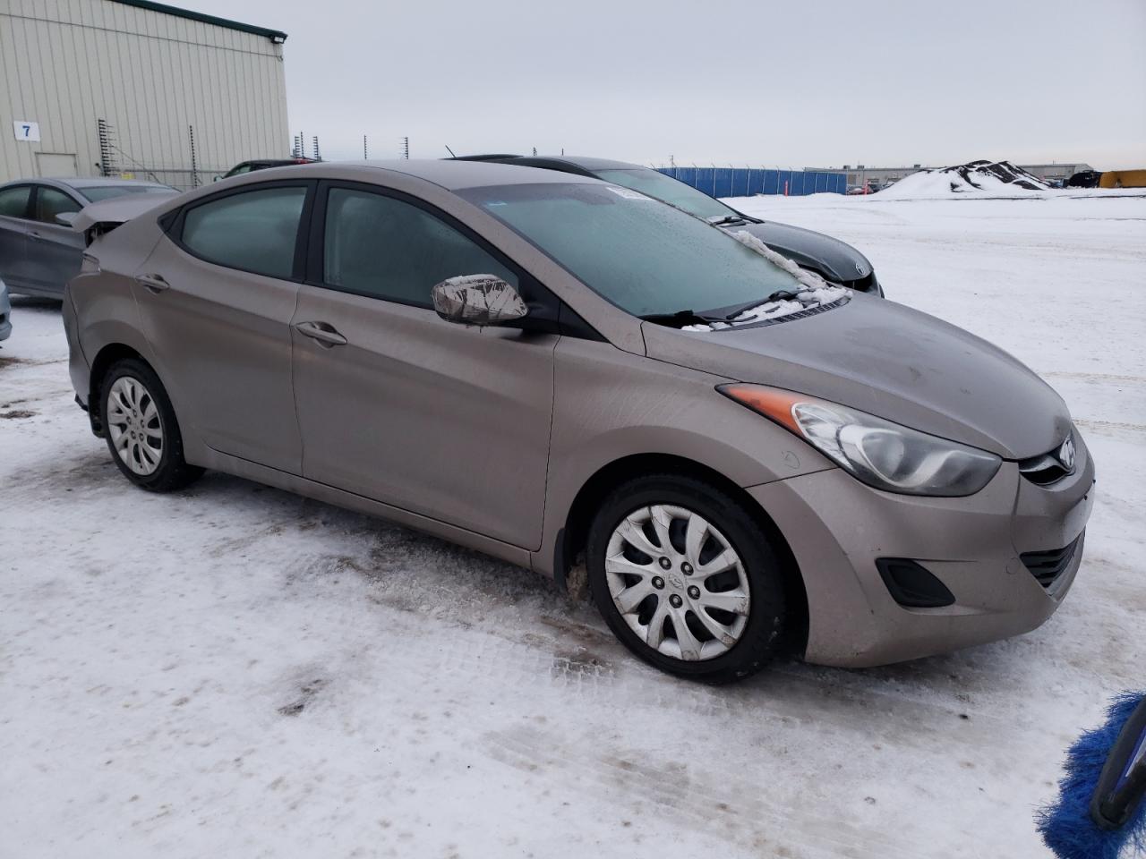 2012 Hyundai Elantra - Image 4