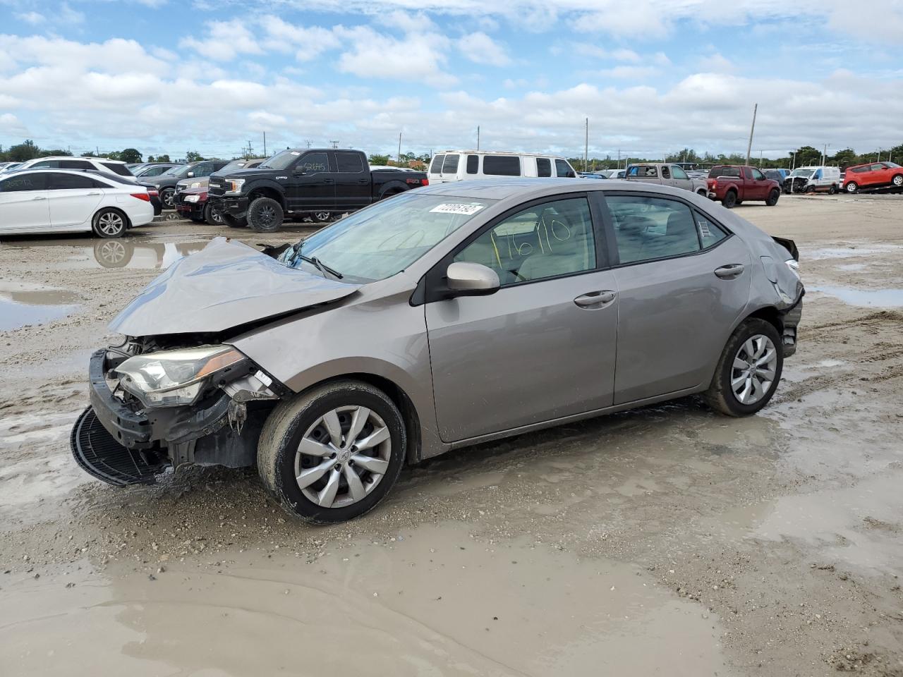 2T1BURHE5FC275668 2015 Toyota Corolla L