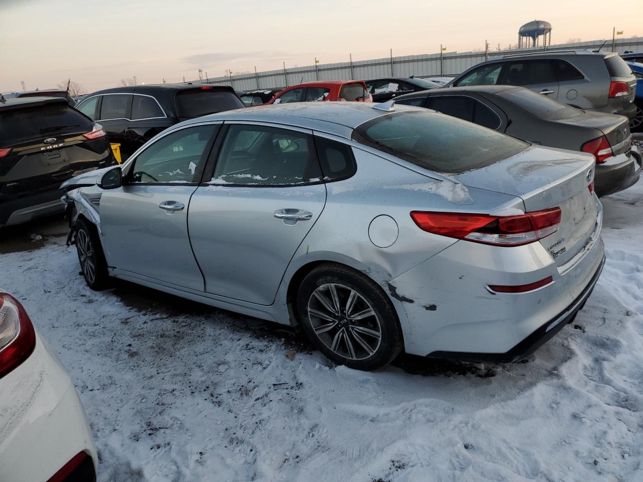 5XXGT4L33KG354146 2019 KIA OPTIMA - Image 2