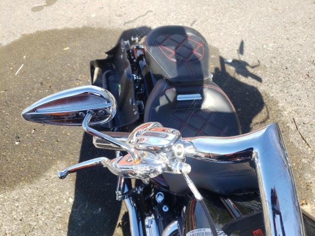 2011 HARLEY-DAVIDSON FLHXSE2 1HD1PZ818BB953658