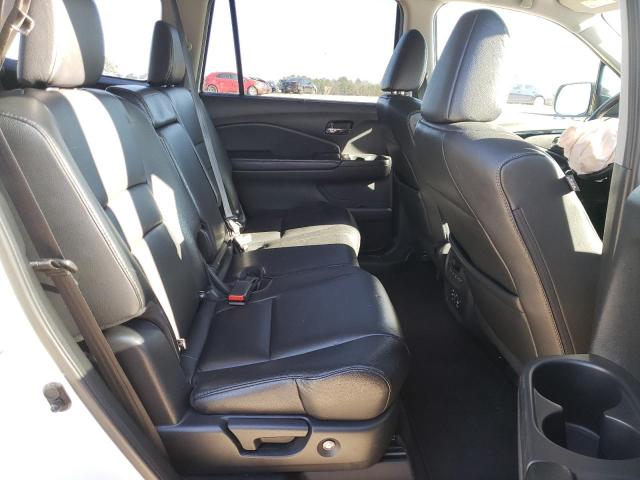 2017 HONDA PILOT TOUR - 5FNYF6H95HB022029