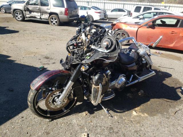 2011 HARLEY-DAVIDSON FLHXSE2 1HD1PZ818BB953658