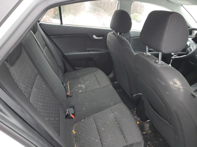 3KPA24AD4ME371568 KIA RIO LX