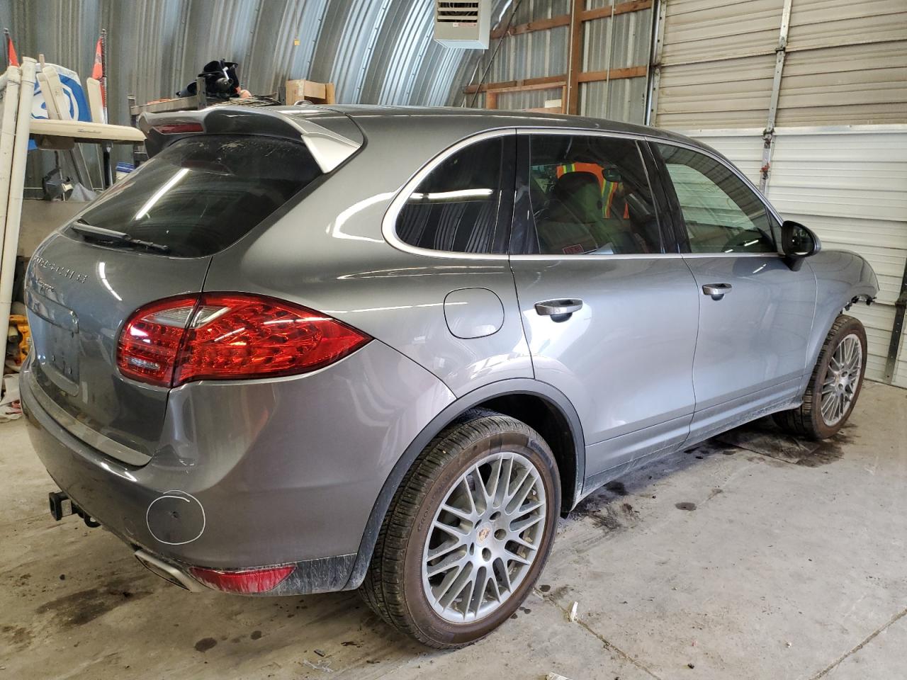 WP1AA2A26ELA90577 2014 Porsche Cayenne