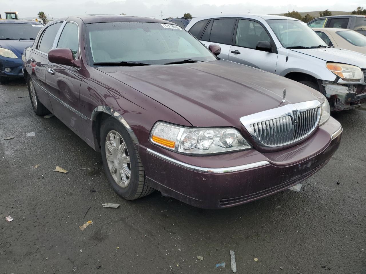 2LNHM82W98X652907 2008 Lincoln Town Car Signature Limited
