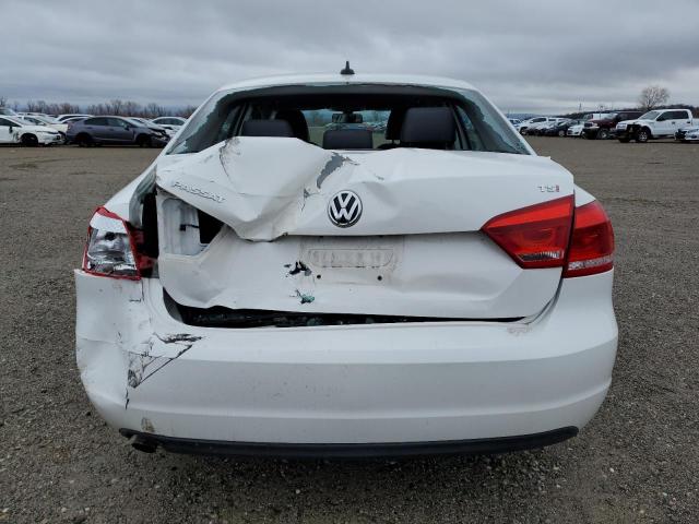 2015 VOLKSWAGEN PASSAT S - 1VWAT7A30FC081597