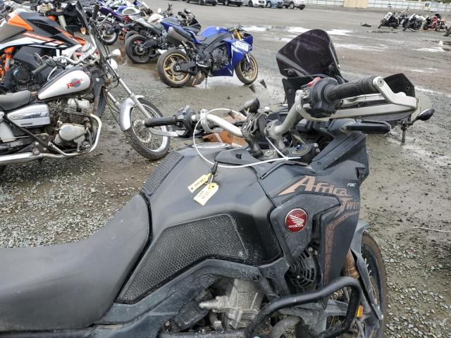 2018 HONDA CRF1000 D JH2SD0411JK200060