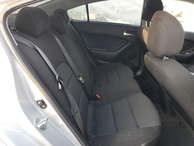 3KPFK4A73JE236612 KIA FORTE LX