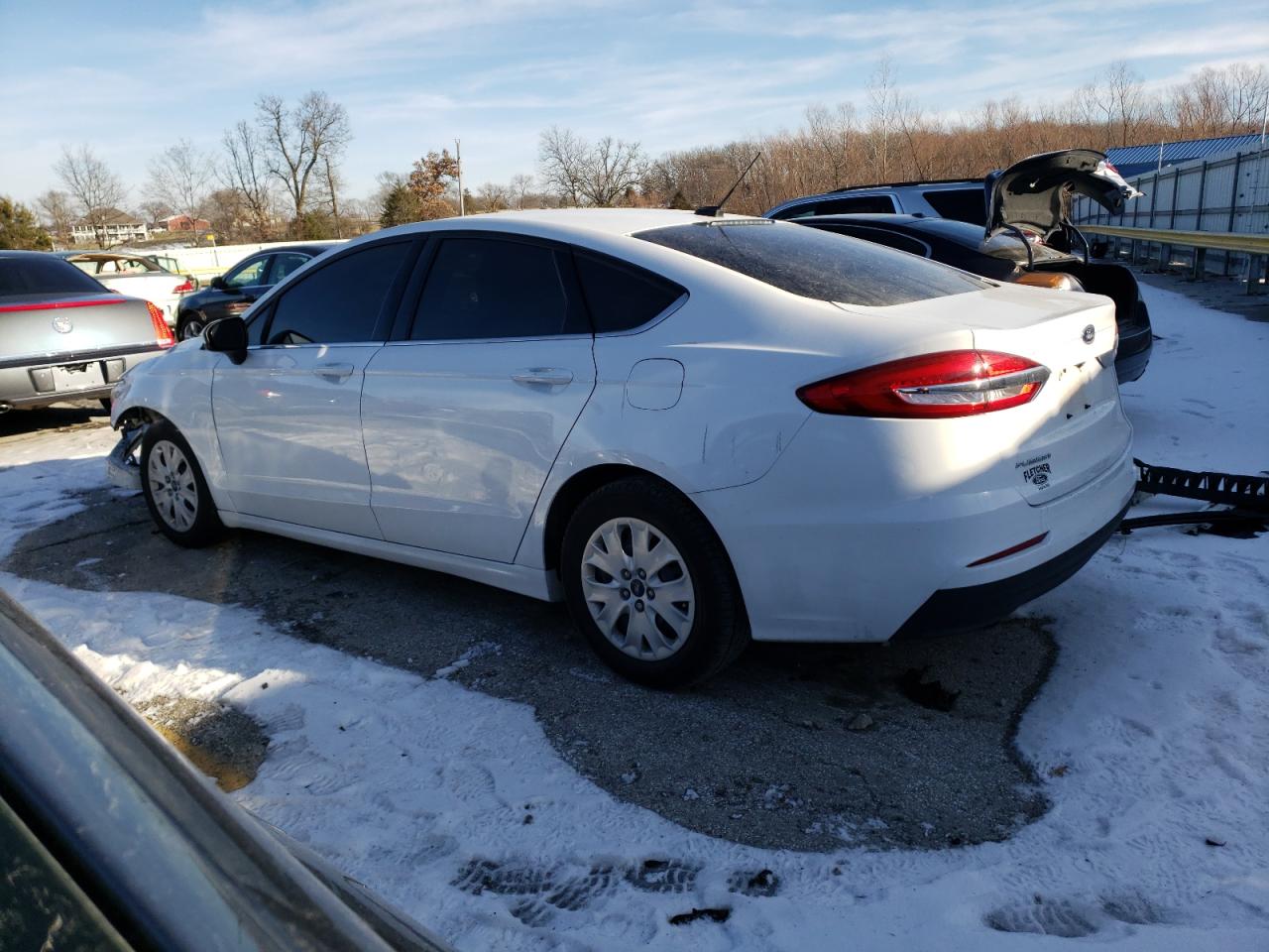 2019 Ford Fusion S VIN: 3FA6P0G77KR213402 Lot: 72380762