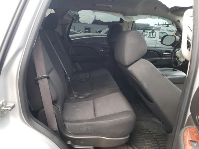 1GKS1AE02DR327588 GMC YUKON SLE