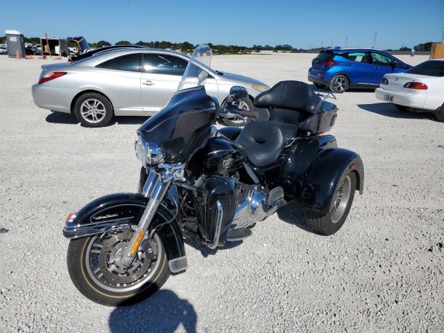 2009 HARLEY-DAVIDSON FLHTCUTG 1HD1MAM149Y852088