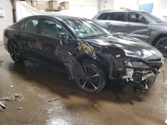 2018 TOYOTA CAMRY XSE - 4T1B61HK0JU526380