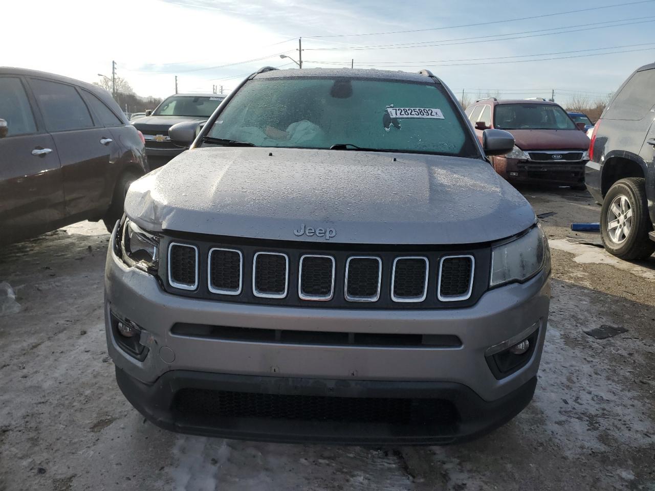 2018 Jeep Compass Latitude VIN: 3C4NJDBB9JT436455 Lot: 72825892